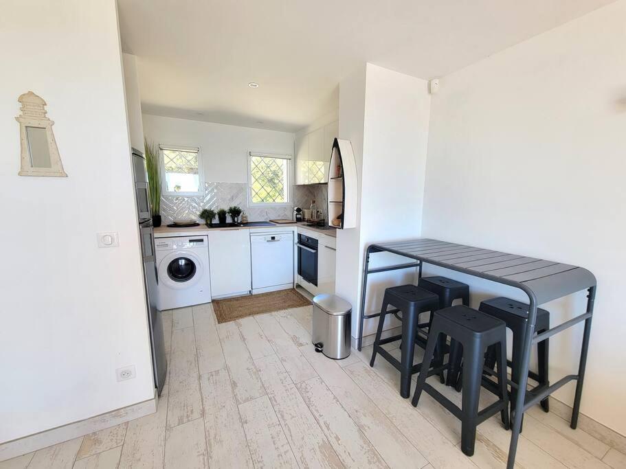 Le Cabanon, Pieds Dans L'eau, Vue Exceptionnelle Hébergement de vacances Fréjus