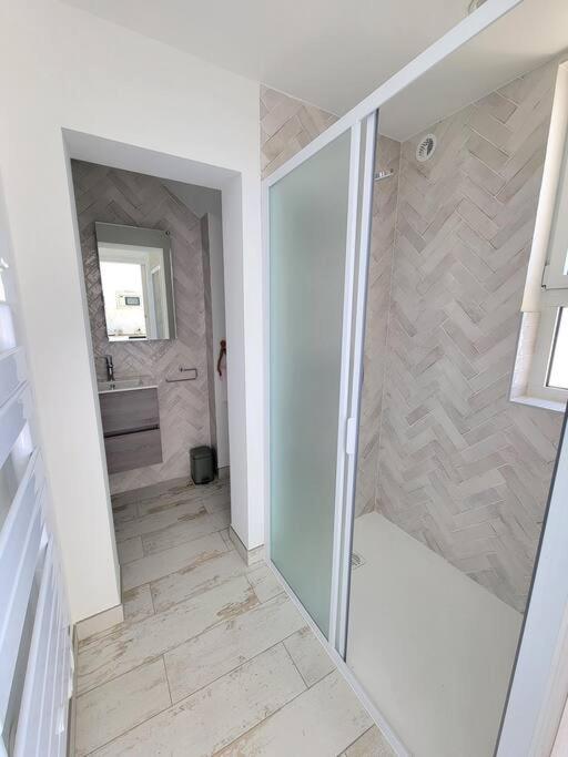 Le Cabanon, Pieds Dans L'eau, Vue Exceptionnelle Hébergement de vacances *