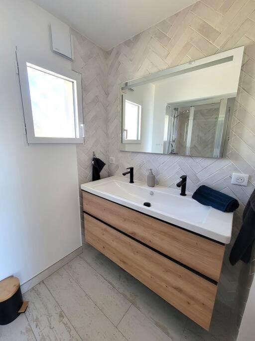 Le Cabanon, Pieds Dans L'eau, Vue Exceptionnelle Hébergement de vacances Fréjus