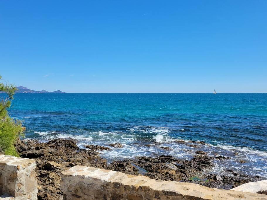 Hébergement de vacances Le Cabanon, Pieds Dans L'eau, Vue Exceptionnelle *