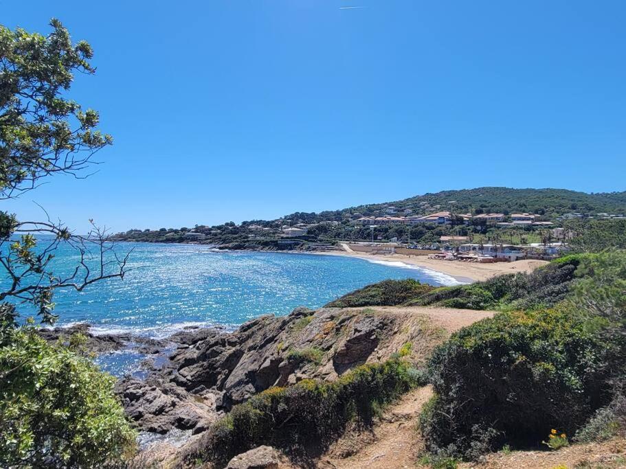 Le Cabanon, Pieds Dans L'eau, Vue Exceptionnelle * Fréjus