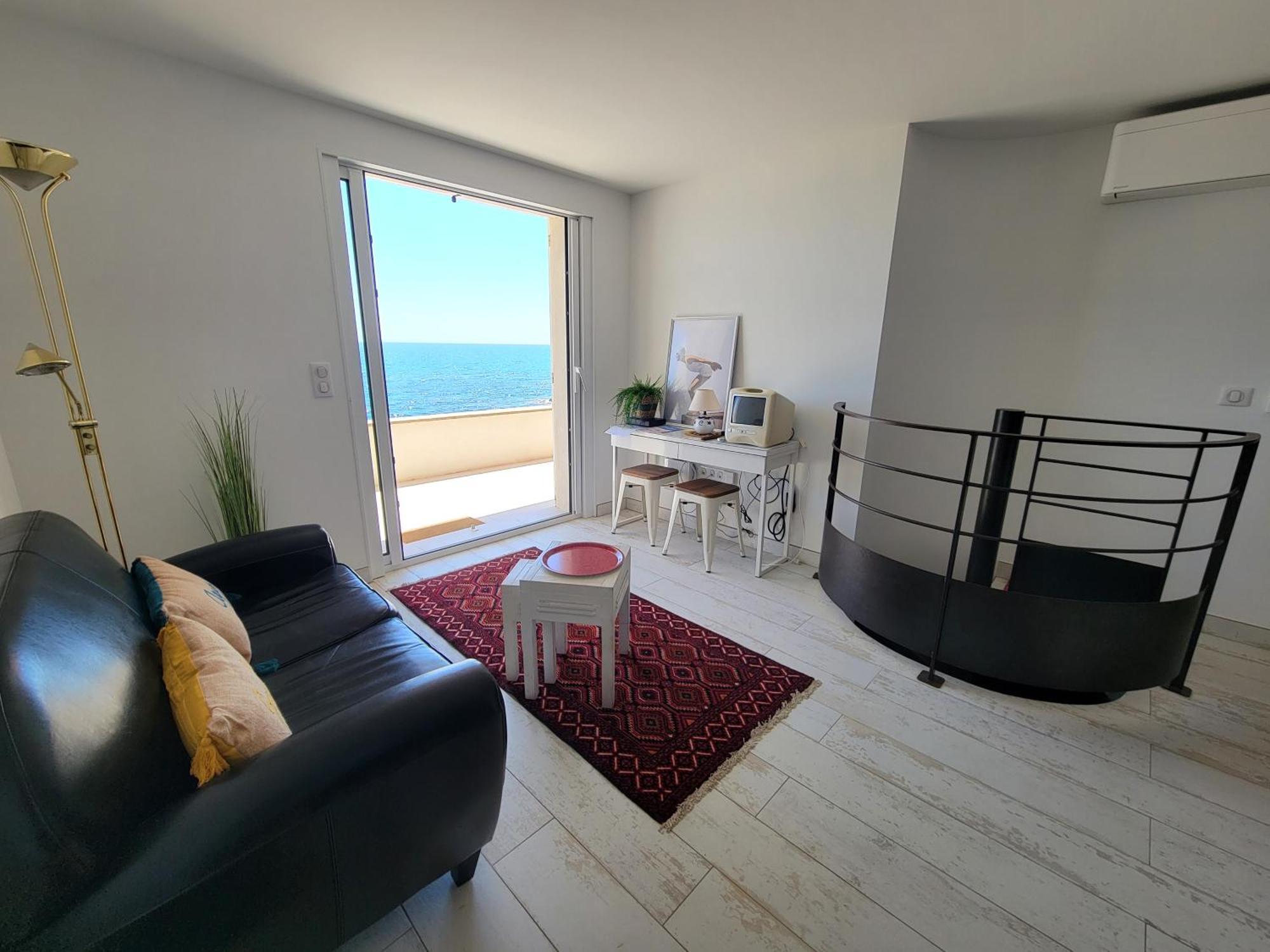 Le Cabanon, Pieds Dans L'eau, Vue Exceptionnelle Fréjus